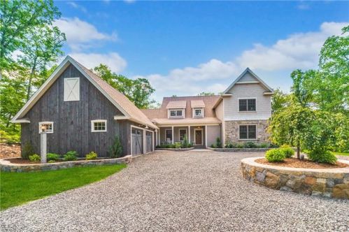 99 Owl Ridge Rd, Woodbury, CT 06798-2539