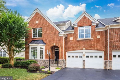 18841 Accokeek Ter, Leesburg, VA 20176-8453