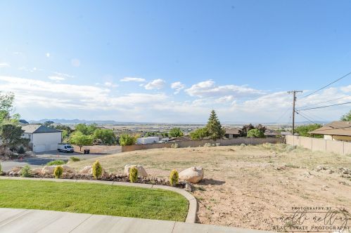 77 Columbia Way, Cedar City UT exterior