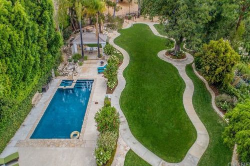1360 Lafitte Dr, Calabasas, CA 91377-4718