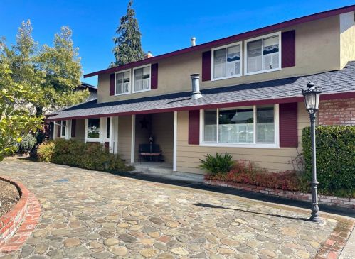 28 Millstone Ter, San Rafael, CA 94903-1461
