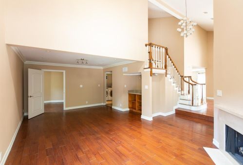 2411 Chevy Chase Dr, Glendale CA  91206-4525 exterior