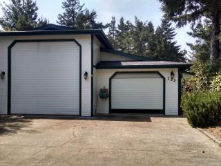 222 Munsel Creek Loop, Florence, OR 97439-9278