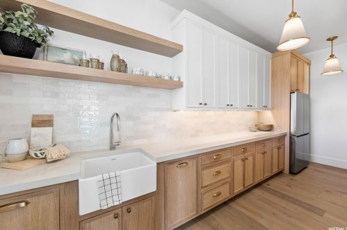 656 750, Woodland Hills UT 84653-5653 exterior