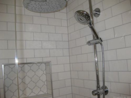 72 Osborne Ave, Norwalk CT  06855-1020 exterior