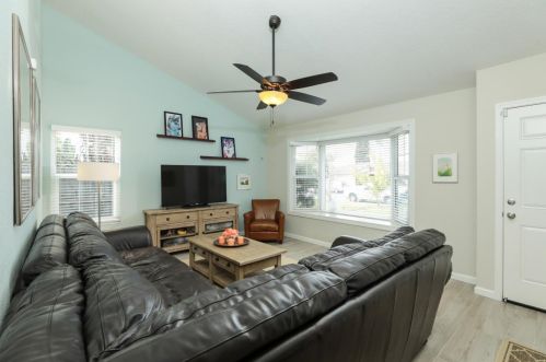 494 Delridge Dr, San Jose, CA 95111-1702