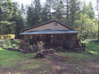 42450 Wildcat Mountain Dr, Sandy, OR 97055-8669