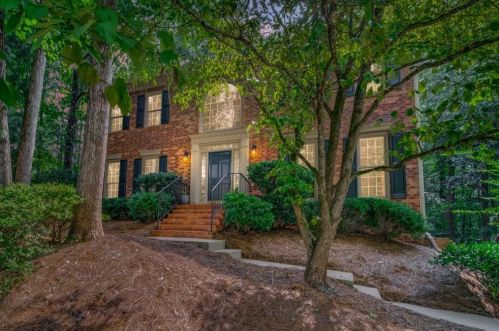 231 Eton Ct, Mableton, GA 30126-1968