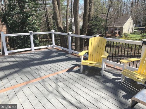 9492 Vollmerhausen Dr, Columbia MD  21046-2004 exterior