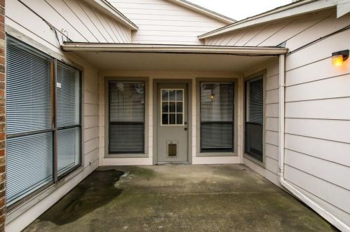 2263 Jackson Cir, Carrollton TX 75006-1655 exterior