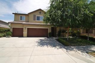 1981 Rogers Ave, Clovis, CA 93619-7574
