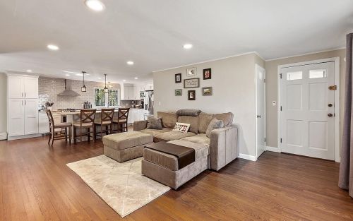 17 Old Forge Rd, Hampstead, NH 03841-2056