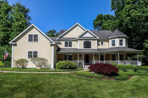 24 Russett Rd, Sandy Hook, CT 06482-1455