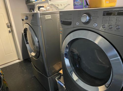 1040 51st Pl, Gary IN 46409-2931 exterior