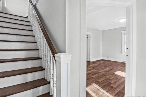 37 Couch St, Norwalk, CT 06854-2025