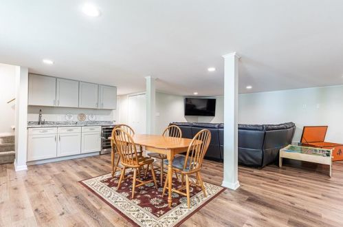 2664 Margaret Mitchell Dr, Atlanta GA  30327-1844 exterior