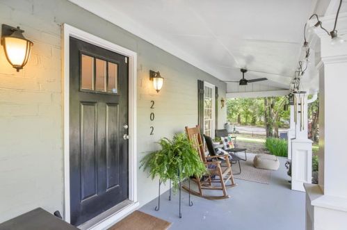 202 Victory Dr, Marietta, GA 30060-2333