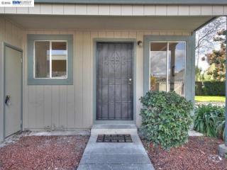 27427 Stoneridge Ct, Hayward, CA 94544-4666