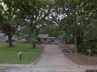 210 Barron Ave, Fort Worth, TX 76140-3904