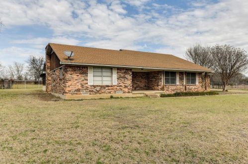 3811 Shady Grove Rd, Midlothian TX  76065-5546 exterior