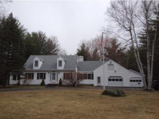 208 Governors Rd, Wakefield, NH 03872-7323