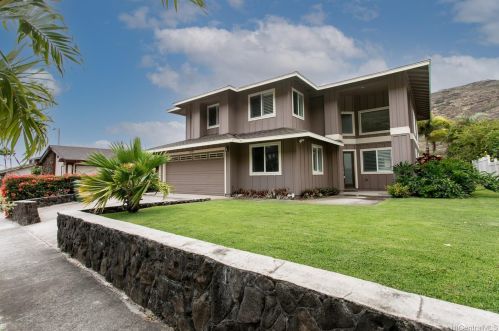 1346 Kaeleku St, Honolulu, HI 96825-3009