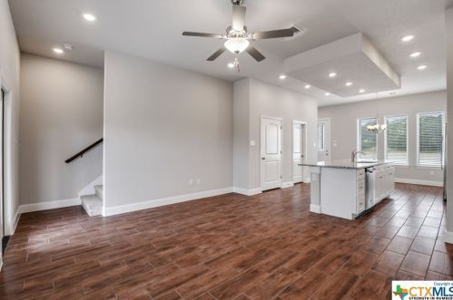 2820 Puter Creek Rd, Spring Branch TX  78070 exterior