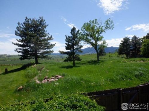 1554 Greenbriar Blvd, Boulder, CO 80305-7044