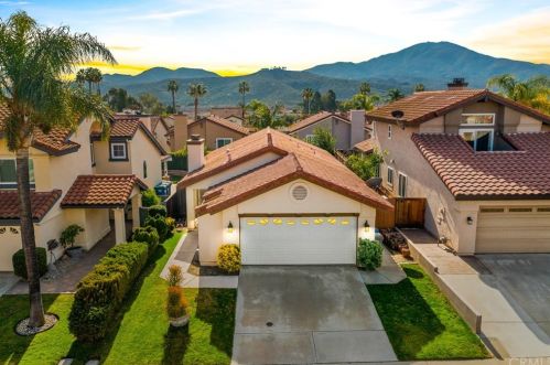 12051 Via Felicia, El Cajon, CA 92019-4023