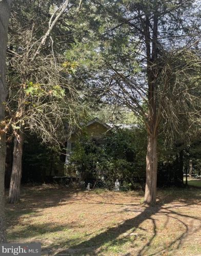 111 Veterans Hwy, Jackson Twp, NJ 08527-4524
