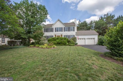 4311 Essex Ct, Fredericksburg, VA 22408-5503