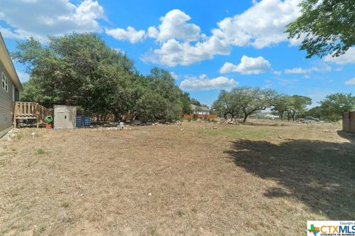 9780 Rebecca Crk Rd, Spring Branch TX 78070-4847 exterior