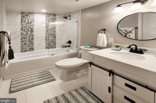 8406 Great Lake Ln, Springfield VA  22153-4004 exterior