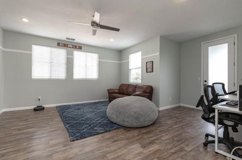 1483 Estrella Way, Turlock CA  95382-8633 exterior