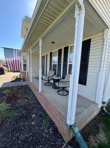 2747 Ashlar Dr, Springfield OH  45503-1862 exterior