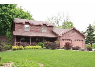 5825 Oakview Ln, Minneapolis, MN 55442-1544