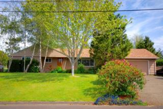 257 San Bayo Cir, Newport, OR 97365-2233