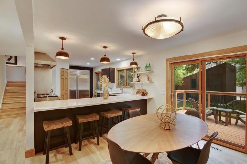 1019 Minnehaha Pkwy, Minneapolis MN  55419-1167 exterior