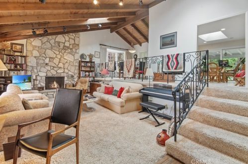 27537 Elmbridge Dr, Palos Verdes Estates, CA 90275-3926