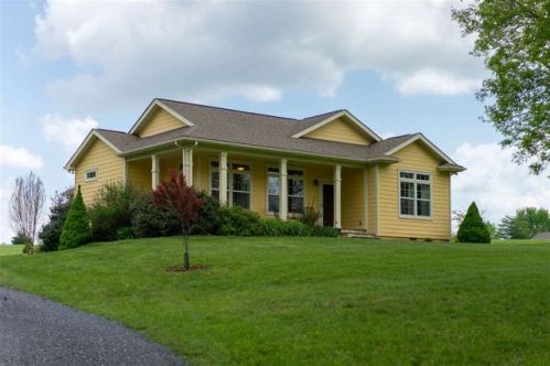 109 Pleasant Hill Ln, Churchville, VA 24421-2667