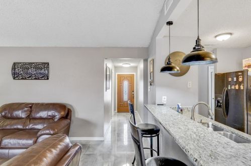 2409 Highmont Dr, Garland TX 75041-3246 exterior