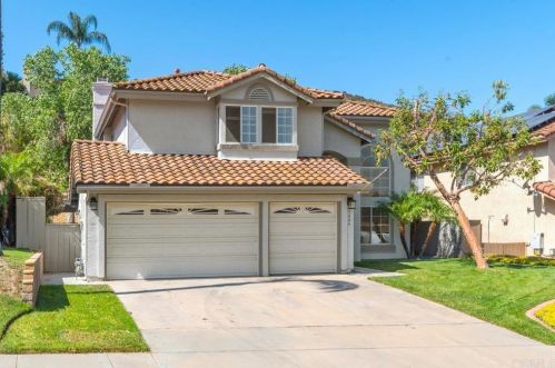 3046 Golf Crest Ridge Rd, El Cajon, CA 92019-5105