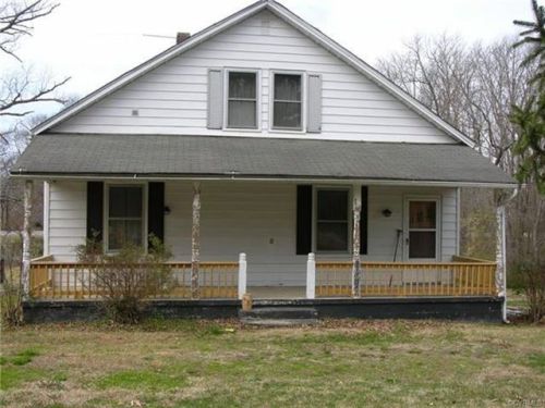 19914 Halifax Rd, Carson, VA 23830-8941