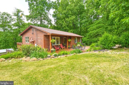 1035 Old Linden Rd, Linden, VA 22642-5259