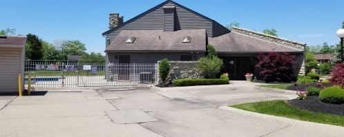 7230 Creekview Dr, Cincinnati OH  45247-2809 exterior