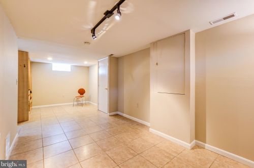 4218 Round Hill Rd, Silver Spring MD  20906-4869 exterior