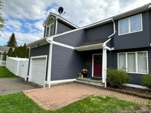 109 Warner Ave, Middletown, CT 06457-4438