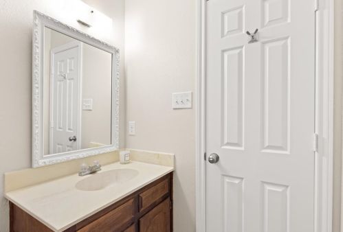 7000 Tumbling Trail Ct, Fort Worth TX  76116 exterior