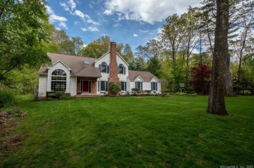 73 Masters Dr, Southington, CT 06489-1630