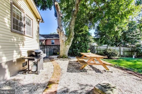 3708 Kayson St, Silver Spring MD 20906-3942 exterior